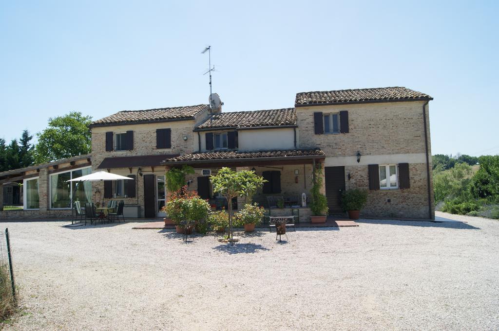 Casa Sorgente Bed & Breakfast San Costanzo Exterior photo